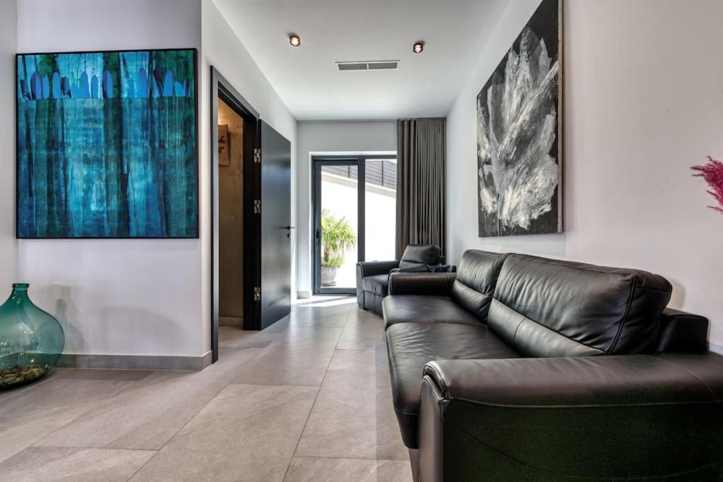 Apartment One B With Heated Private Pool Dubrovnik Kültér fotó