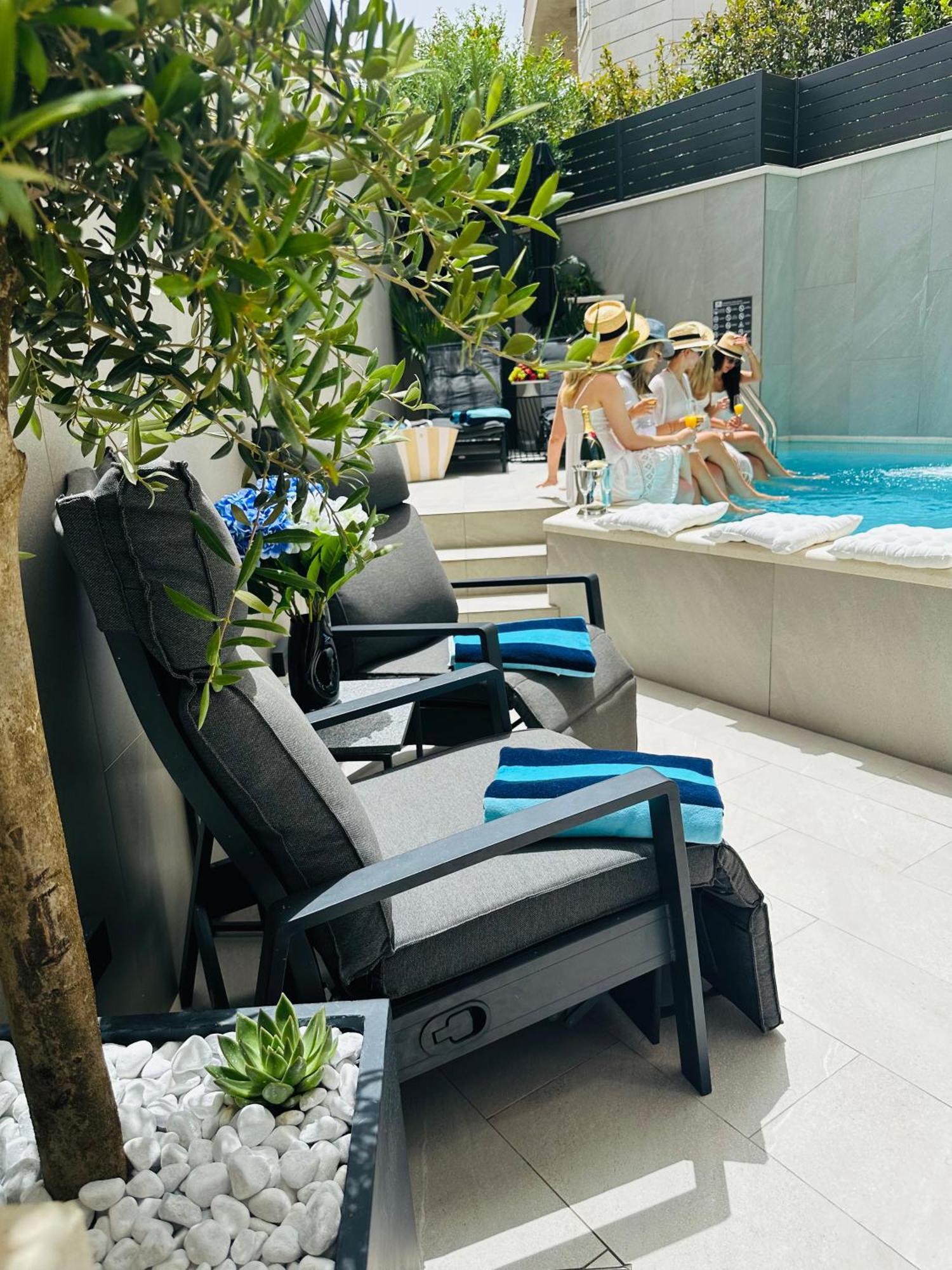 Apartment One B With Heated Private Pool Dubrovnik Kültér fotó